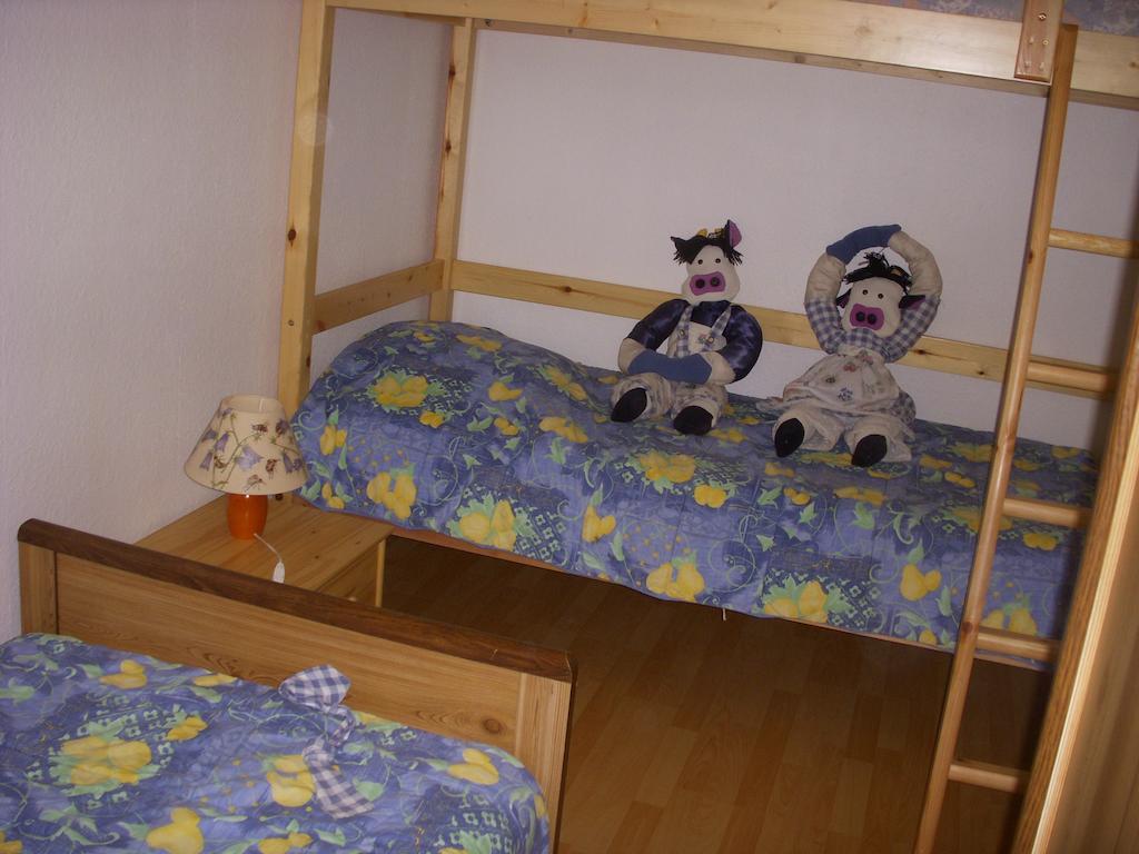 Camping De La Pelouse Jaulny Quarto foto