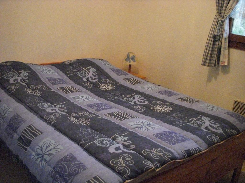 Camping De La Pelouse Jaulny Quarto foto