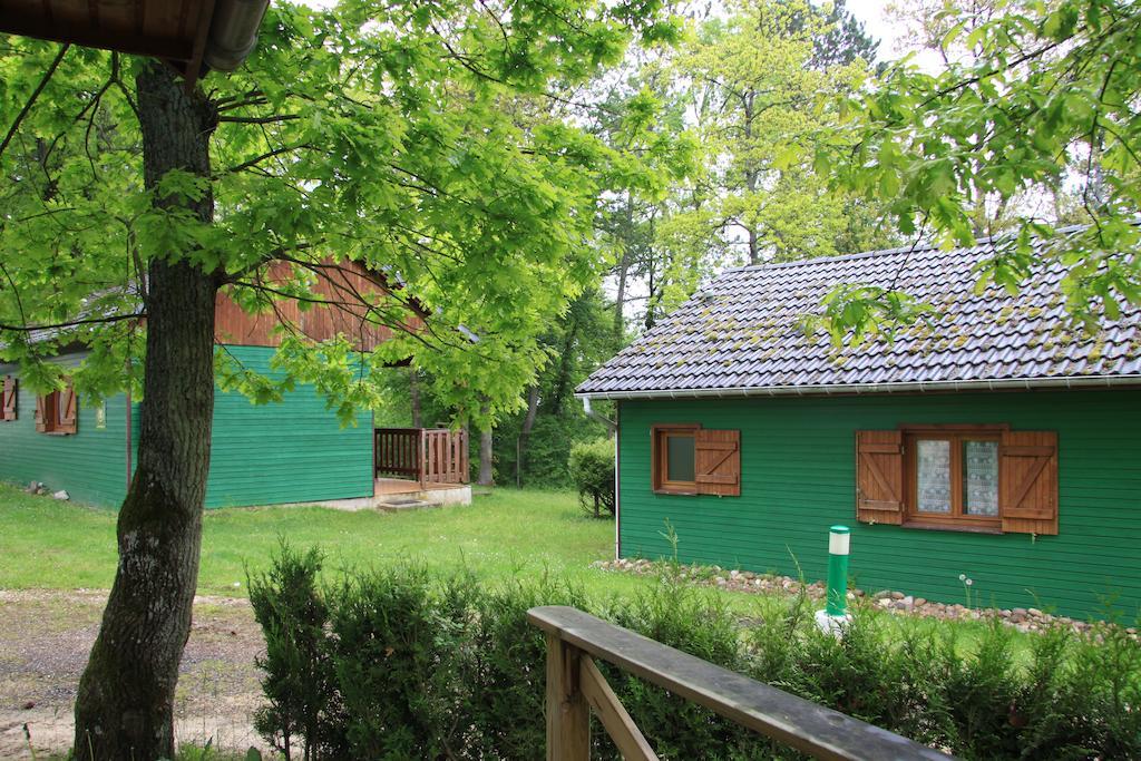 Camping De La Pelouse Jaulny Quarto foto