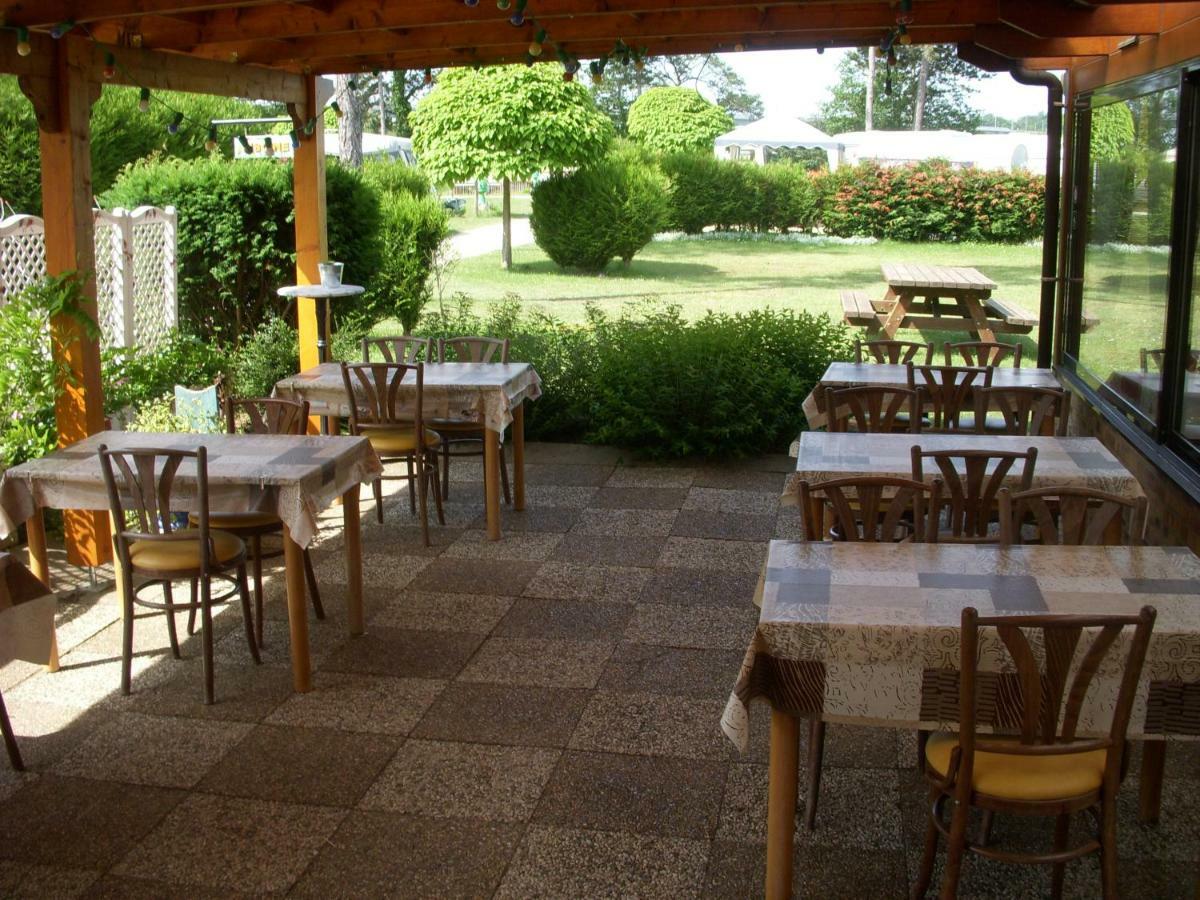 Camping De La Pelouse Jaulny Exterior foto